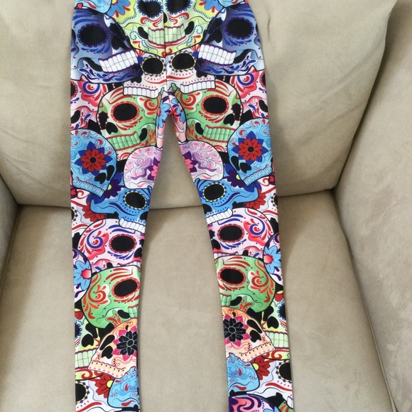 'Online Legging Store' Women's Leggings - Size: S;  Flower & Skull Pattern - Picture 2 of 5